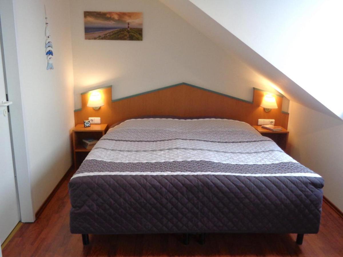 Hafenresidenz - Ferienwohnung 37 Wiek auf Rügen エクステリア 写真
