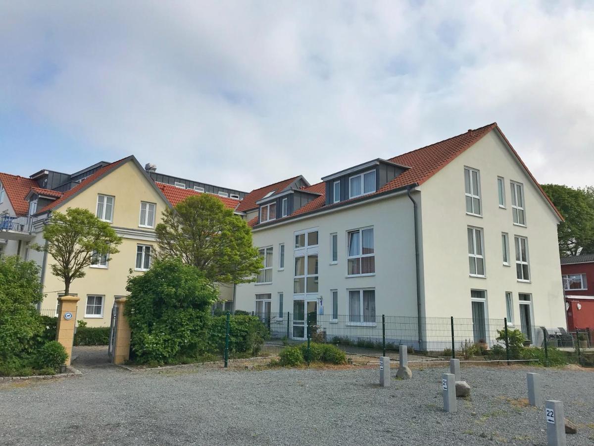 Hafenresidenz - Ferienwohnung 37 Wiek auf Rügen エクステリア 写真